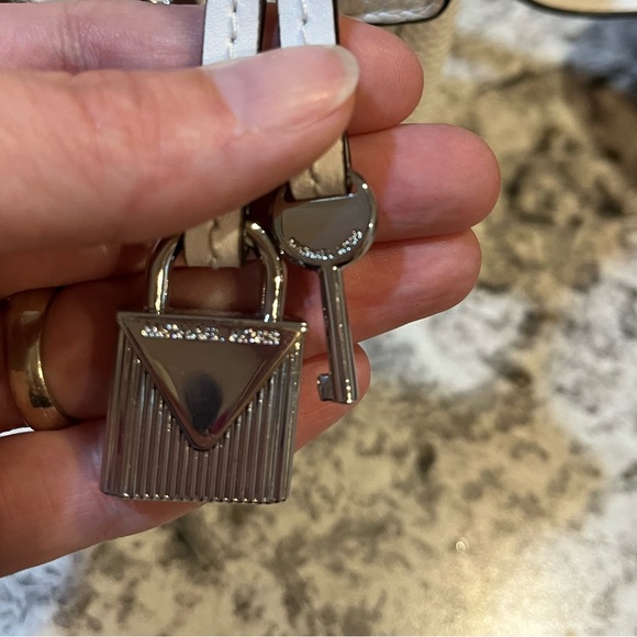 Michael Kors White and Black Floral Studded Bag - Picture 5 of 10